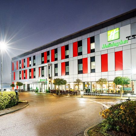 Holiday Inn London Luton Airport By Ihg Exterior foto