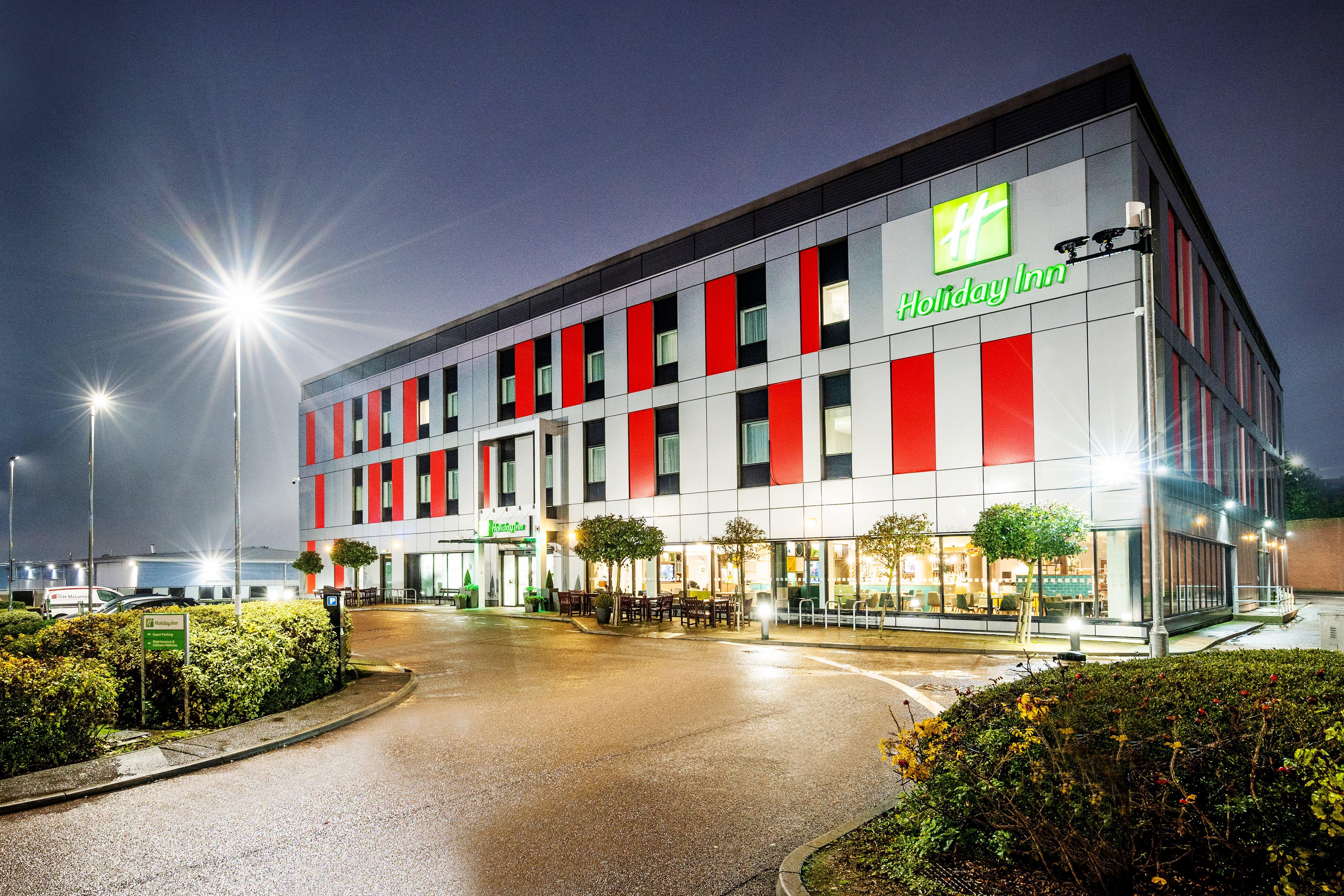 Holiday Inn London Luton Airport By Ihg Exterior foto