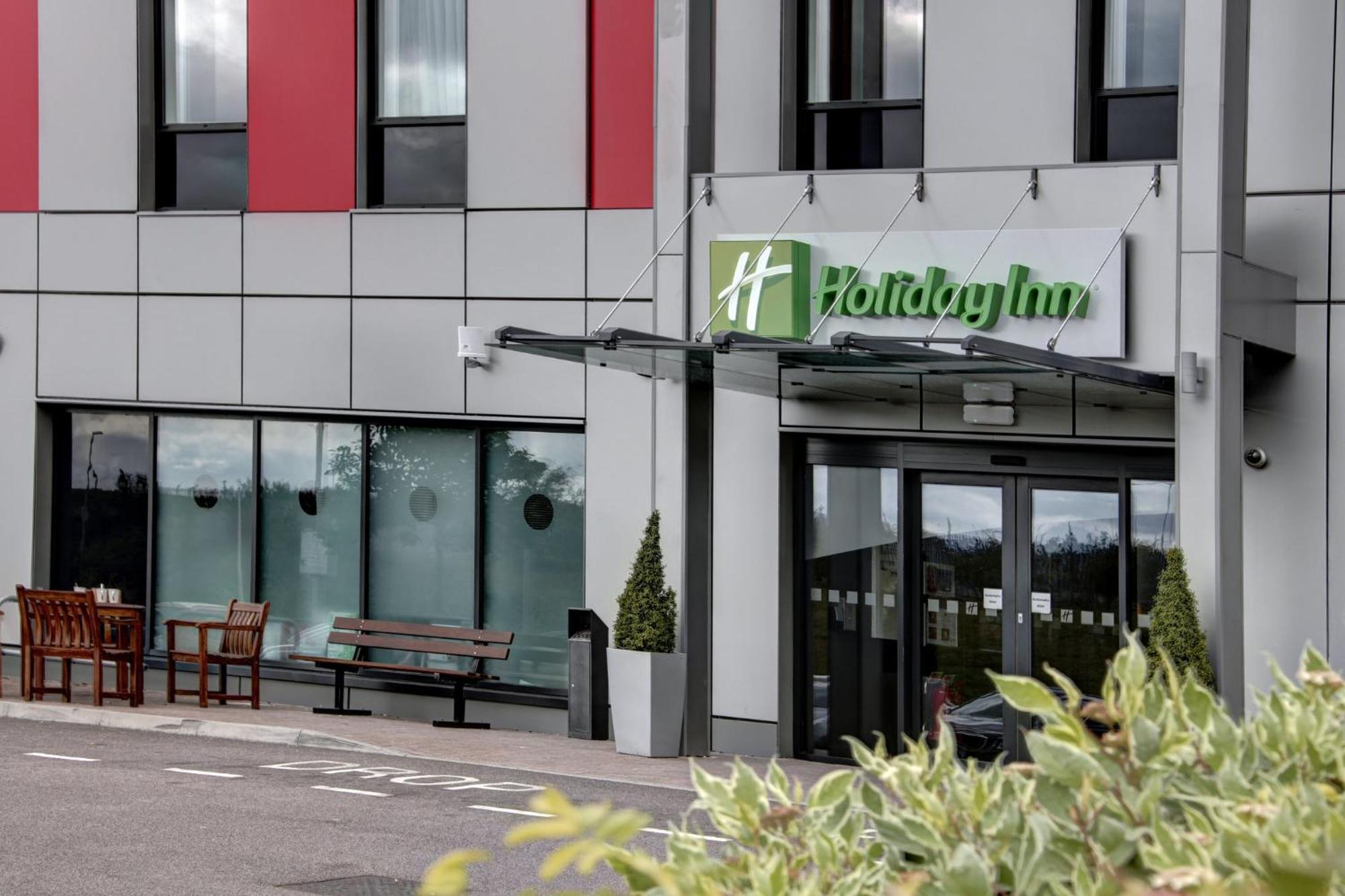 Holiday Inn London Luton Airport By Ihg Exterior foto